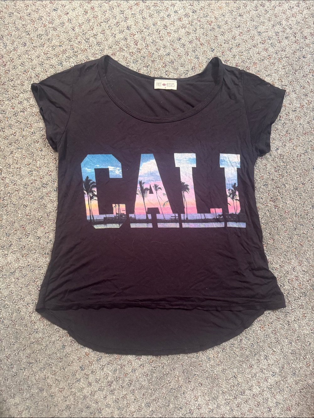 CALIFORNIA Graphic Scoop Neck Tee - Black Cap Sleeve